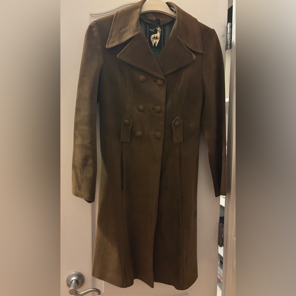 Vintage 70s Brown Suede Double-Breasted Women's Trench Coat 🧥